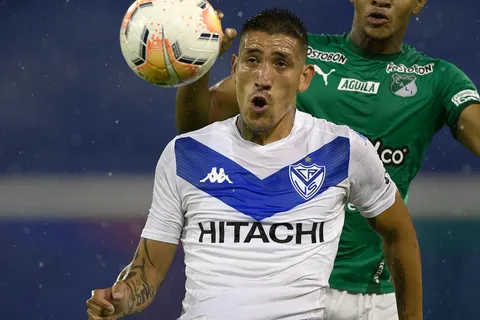 Ex Boca | Qué pasará con Ricardo Centurión en Vélez: la propuesta que le hizo el club