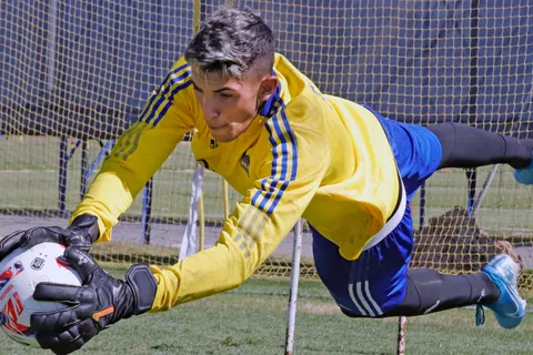 Leandro Brey, el arquero del futuro de Boca: el dato que respalda el gran nivel del juvenil