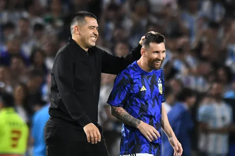 La sorpresiva revelación del Checho Batista: "Riquelme y Messi estaban peleados"
