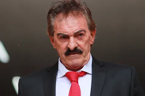 Ricardo La Volpe fracasó en Boca y ahora dijo que dirigiría "de taquito" a este equipo de Russo