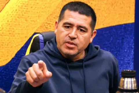 Juan Román Riquelme quiere a Leandro Paredes en Boca para el Mundial de Clubes 2025