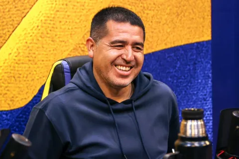 Juan Román Riquelme, muy cerca de cerrar a Sebastián Villa para Boca