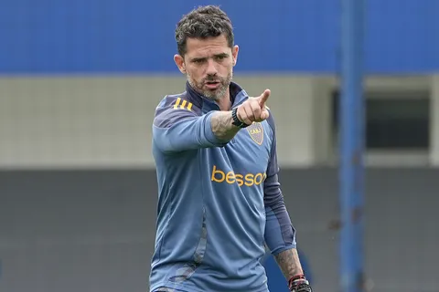 La primera decisión de Fernando Gago tras la derrota de Boca