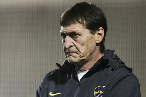 La fuerte confesión de Falcioni sobre la final de la Libertadores 2012: "El hermano de Riquelme..."