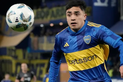 Vuelve Langoni y varias bajas de peso: los concentrados para el partido contra Racing