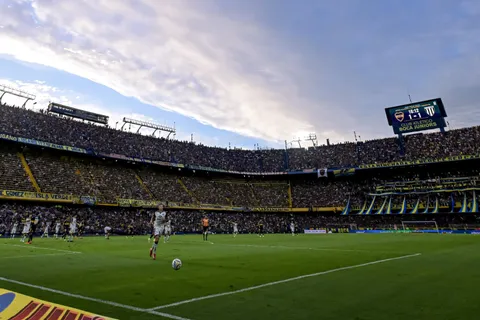 La última decisión que tomó Boca para cuidar el campo de juego de La Bombonera