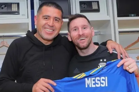 ¿Se pone la de Boca? El equipo para el que jugará Messi en la despedida de Riquelme