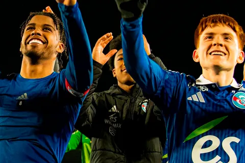 El Colo Barco en Racing de Estrasburgo
