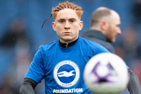 Por qué el Colo Barco no juega en Brighton-Roma por Europa League