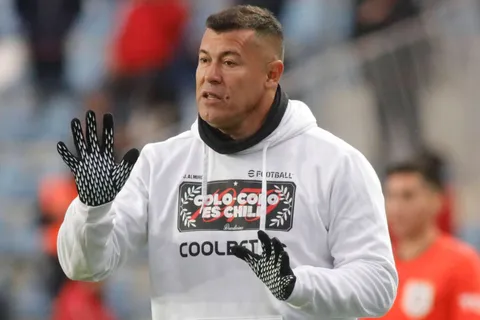 Atento, Boca: Jorge Almirón quiere llevarse a Javier Correa al Colo Colo
