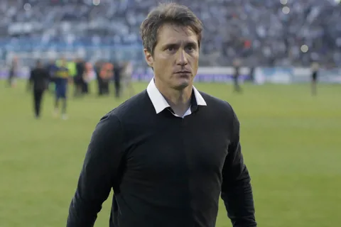 Por qué si se cae lo de Fernando Gago sería complicado que llegue Guillermo Barros Schelotto