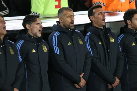 La postura de Roberto Ayala sobre Leandro Paredes de cara al Mundial 2026: "Lo que nos importa es..."