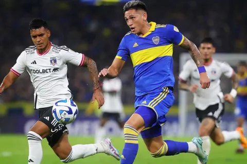 Anderletch elevó la oferta por Vázquez: la nueva cifra y la postura de Boca