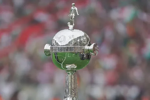El error que tenía el trofeo de la Copa Libertadores cuando Boca la ganó en 2007