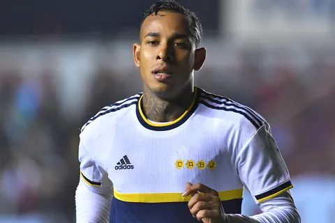 El extremo extranjero que interesa en Boca para reemplazar a Villa: "El problema es..."