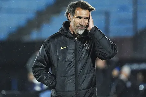 Eduardo Domínguez habló de Boca.