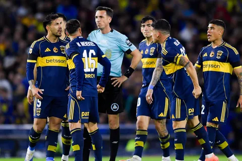 La crítica de José Basualdo al plantel de Boca: "Están más preocupados en protestar que en jugar"