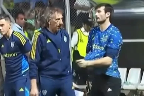 Fernando Gayoso y Javi García en la tanda de penales de Boca vs. Almagro