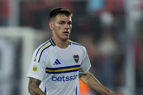La postura de Kevin Zenón sobre los cambios de Gago que lo hacieron salir y volver al equipo: "Yo trato de..."