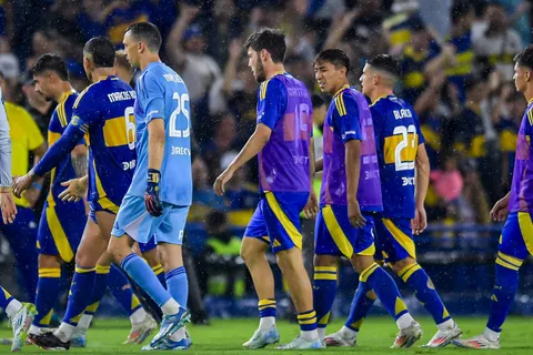 El rendimiento de Edinson Cavani que preocupa a los hinchas de Boca: "No entiendo qué le pasa"