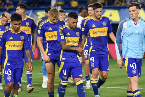 La bronca de los hinchas de Boca con Martegani por una jugada sobre el final del partido: "No puede ser"