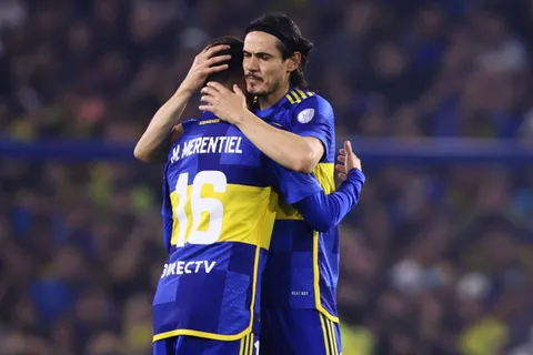 Cavani reveló su comentario a Merentiel justo antes de la jugada del gol: "Le dije que..."