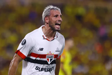 Jonathan Calleri en San Pablo