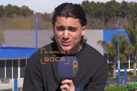 Zeballos se despidió entre lágrimas: Boca, su relación con Paredes y un consejo a Aranda