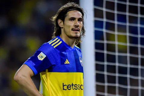 Edinson Cavani, descartado vs. Independiente del Valle: el motivo que lo dejó afuera