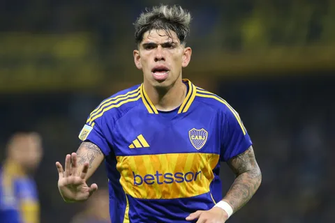 ¿Cambios en Boca? El jugador que le pelea el puesto a Carlos Palacios