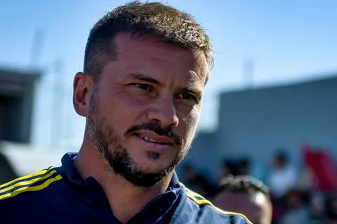 Con un regreso: Herrón confirmó el equipo de Boca para visitar a Tigre