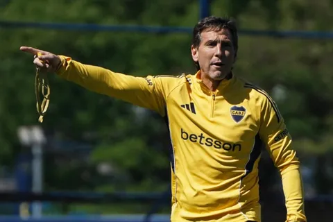 Todo listo: los once que eligió Claudio Úbeda para el clásico entre Boca y Racing