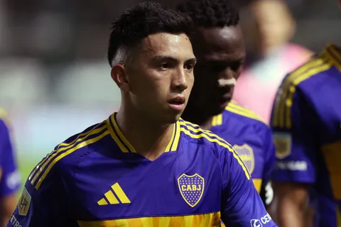 Alan Velasco habló de su nivel en Boca y el penal ante Alianza Lima: "Me afectó, pero le pasa a los mejores"