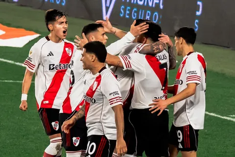 Los tres jugadores de River que pueden perderse el Superclásico contra Boca por amarillas