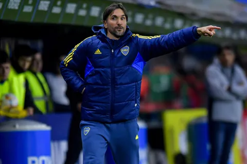 Diego Martínez explicó los cambios en la derrota de Boca ante Platense
