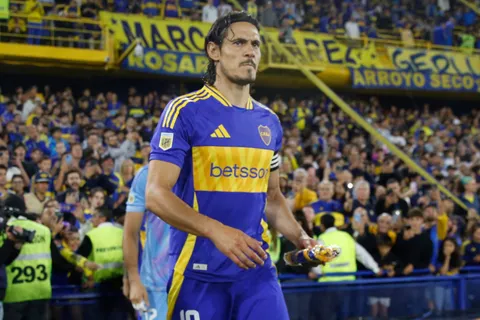 Con Merentiel en duda, cómo está Edinson Cavani de cara al partido contra Auckland City