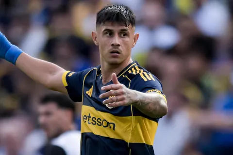 ¿Boca irá a buscar un nueve por la lesión de Adam Bareiro? El panorama