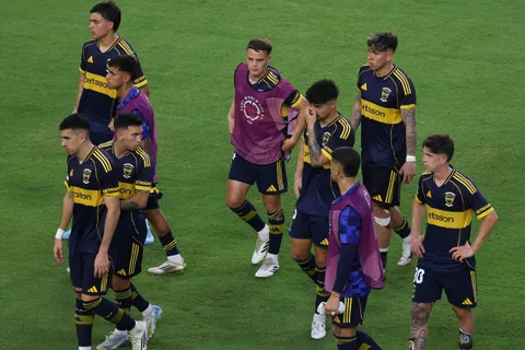 ¿Qué pasó? Hace 9 meses que no juega en Boca y Úbeda no lo pone ni en las prácticas
