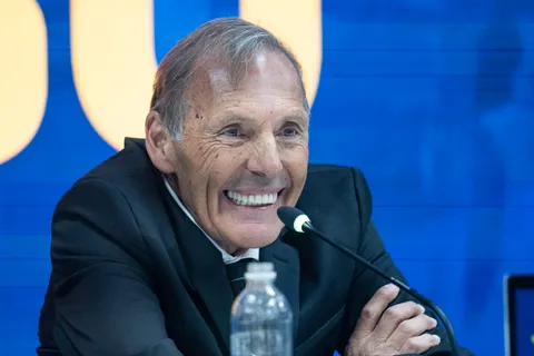 Miguel Russo va al ataque: la probable formación de Boca ante Auckland City