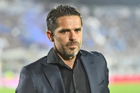 Gago tiene una duda: el probable equipo de Boca para el duelo ante Lanús