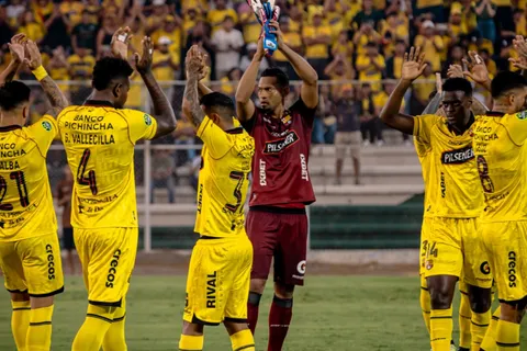 Por qué Barcelona de Ecuador fue multado por CONMEBOL a días del partido contra Boca