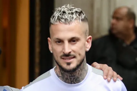 No se vio: así recibió La Bombonera a Darío Benedetto en su vuelta