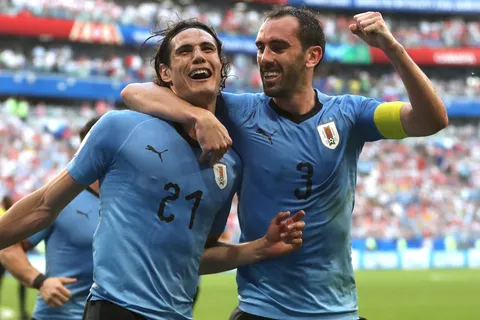 El consejo de Diego Godín a Edinson Cavani para cortar su mala racha: "Le dije que…"