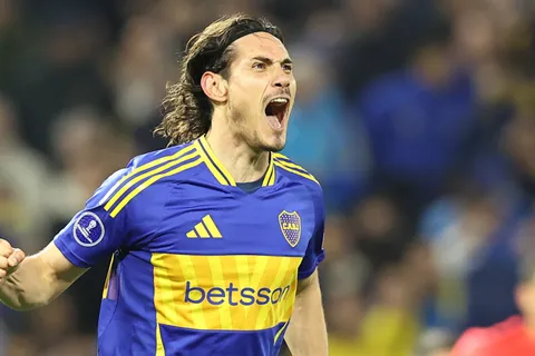 Así está Edinson Cavani en la tabla de máximos goleadores en actividad