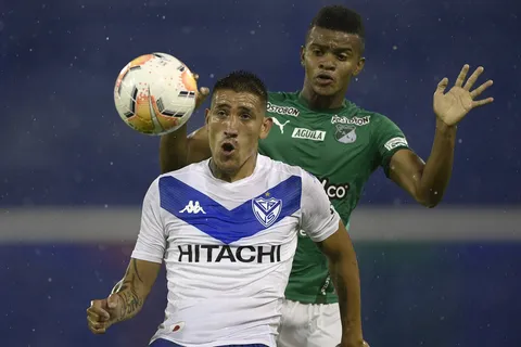 Oficial: Ricardo Centurión vuelve al fútbol y ya tiene nuevo equipo