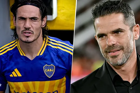 Edinson Cavani y Fernando Gago en Boca