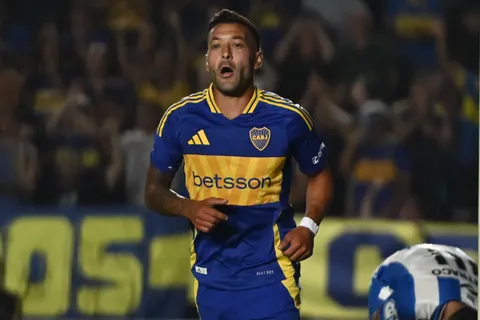 Russo convocó a Lucas Janson en todos sus partidos en Boca, pero nunca lo puso