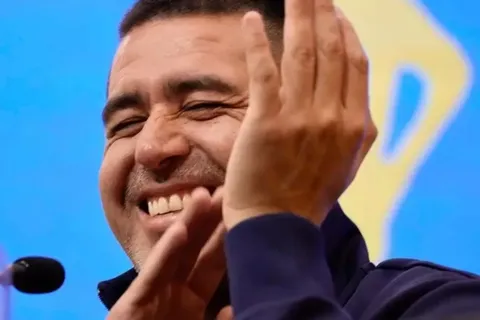 De día o de noche: ¿cuándo se hará el homenaje a Juan Román Riquelme?