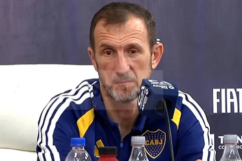 Arruabarrena le dio un consejo al representante de Tomás Aranda: "Que tenga cuidado"