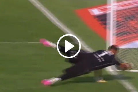 VIDEO | Se salvó Boca: todo River gritó gol pero la salvó Romero en la línea